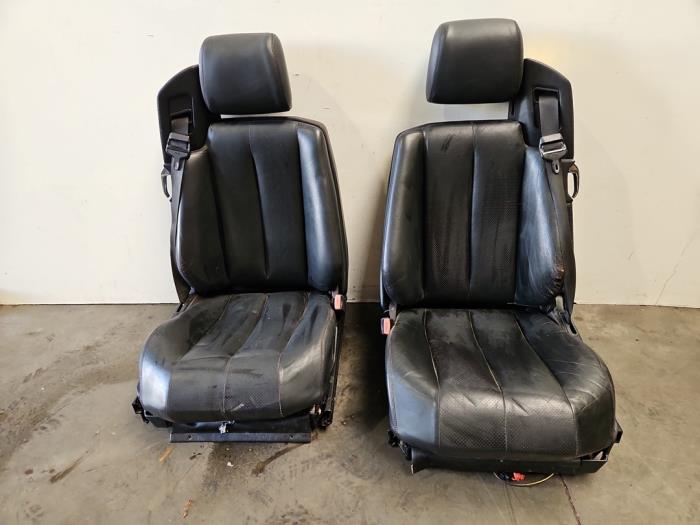 Sitzen L+R Mercedes SL