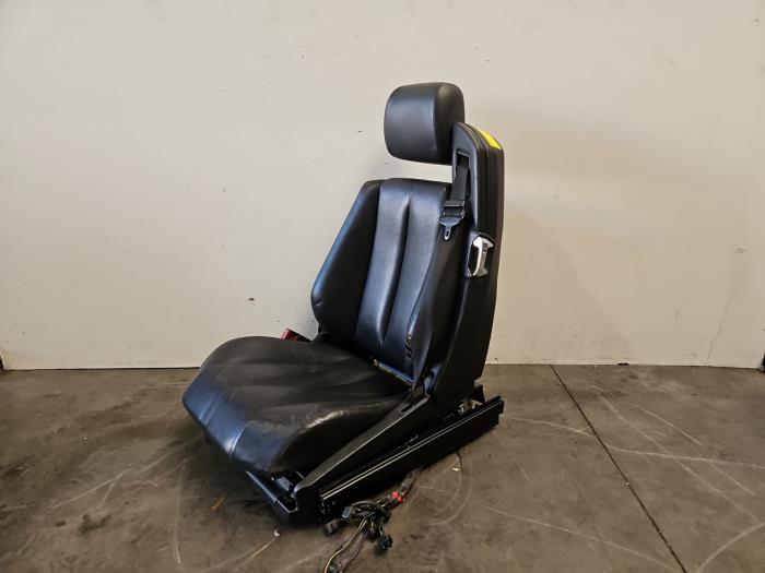 Sitzen L+R Mercedes SL