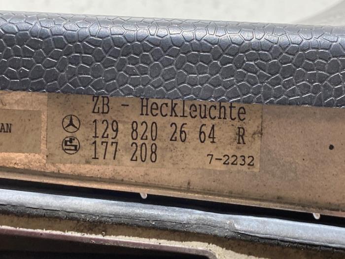 Luz trasera derecha Mercedes SL