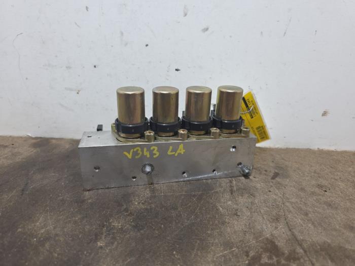 Hydraulic valve unit Mercedes SL