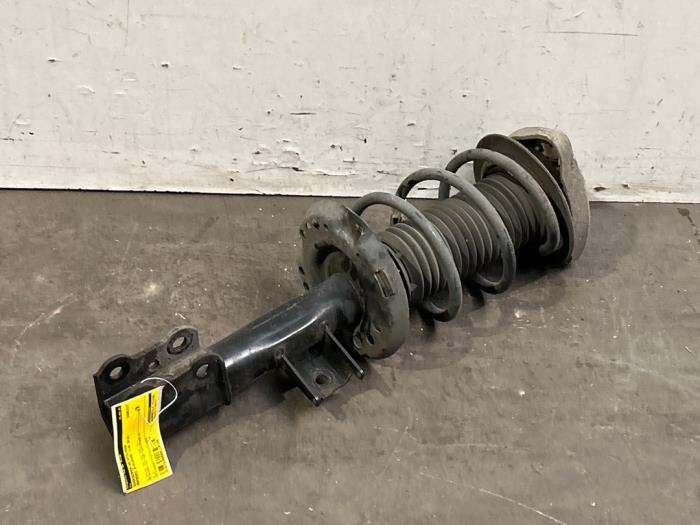 Stoßdämpfer rechts vorne Mercedes B-Klasse