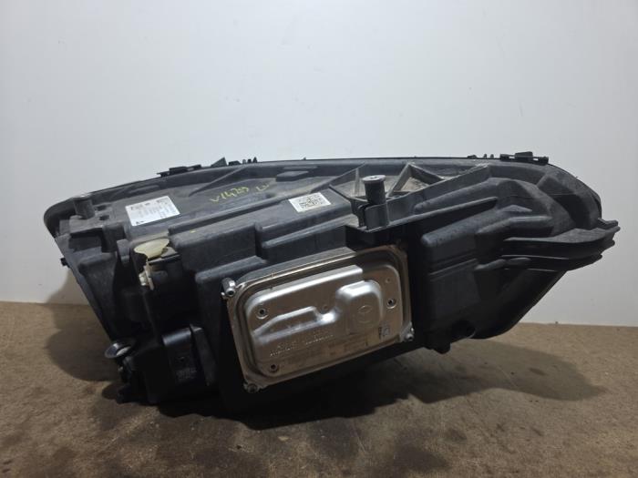 Headlight, left Mercedes CLA