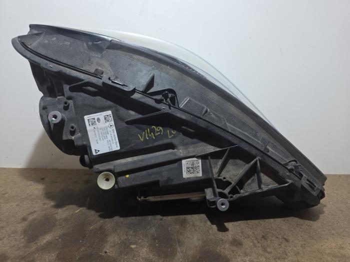 Headlight, left Mercedes CLA