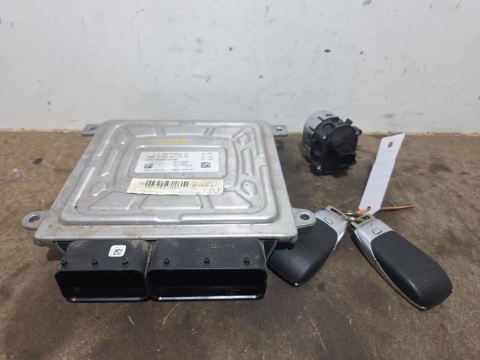 Serrure de contact + ordinateur Mercedes CLA