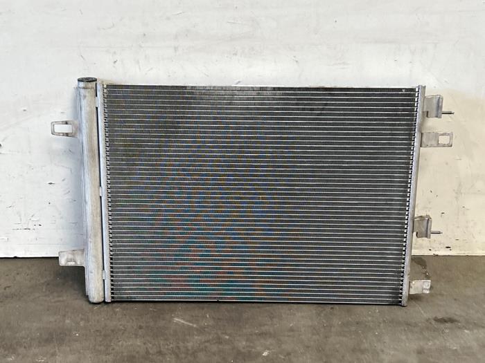 Condensateur clim Mercedes CLA