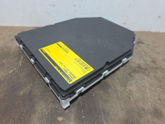Module confort Mercedes CLA