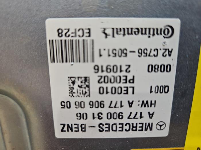 DC/CD convertisseur Mercedes CLA