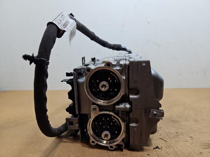 DC/CD convertisseur Mercedes CLA