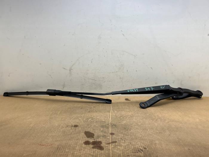 Front wiper arm Mercedes B-Klasse