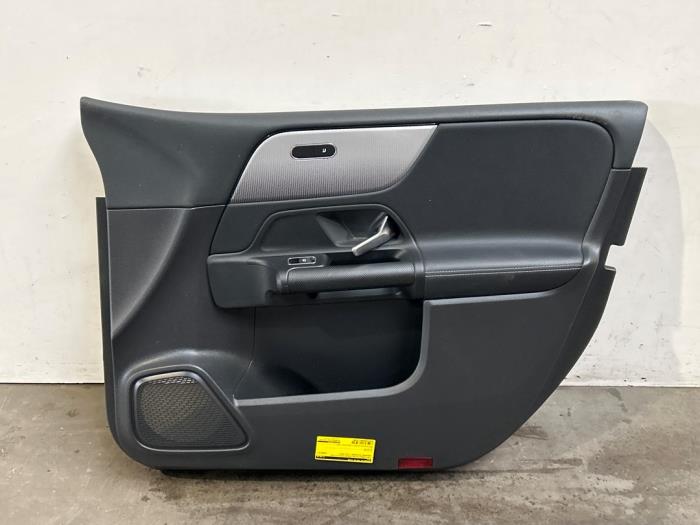 Front door trim 4-door, right Mercedes B-Klasse