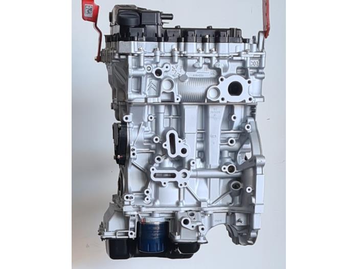 Motor van een Peugeot 2008 (CU) 1.2 12V e-THP PureTech 130 2017