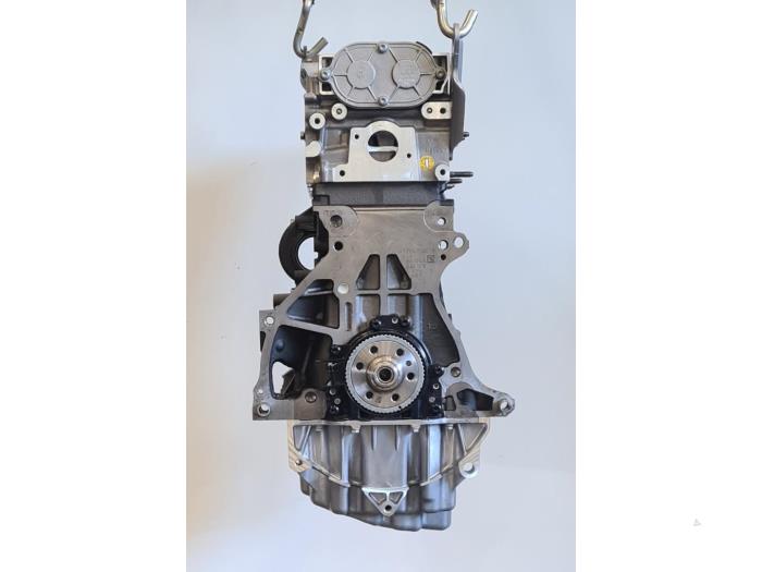Motor van een Volkswagen Transporter T6 2.0 TDI 2022