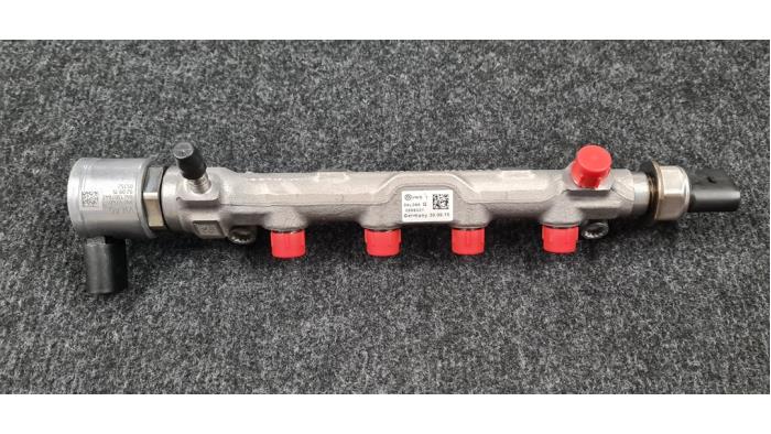 Nieuwe Injector brug Volkswagen Golf VII Alltrack 2.0 TDI 4Motion 16V Prijs € 121,00 Inclusief btw aangeboden door Helmondse Motoren Revisie B.V.