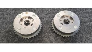 Nieuwe Nokkenas Verstelling BMW 2 serie (F23) 228i 2.0 Turbo 16V Prijs € 423,50 Inclusief btw aangeboden door Helmondse Motoren Revisie B.V.