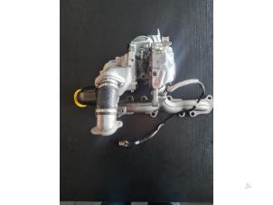 Nieuwe G-lader Volkswagen Caddy Combi IV 2.0 TDI 122 4Motion Prijs € 514,25 Inclusief btw aangeboden door Helmondse Motoren Revisie B.V.