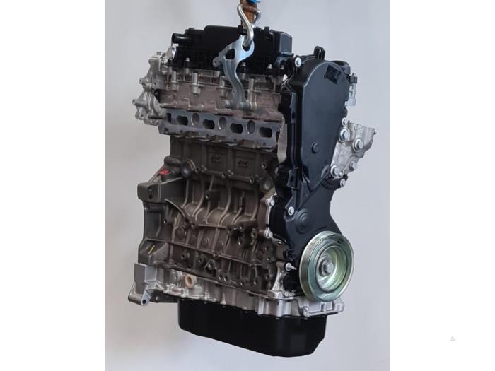 Motor van een Opel Movano 2.2 D 140 2022