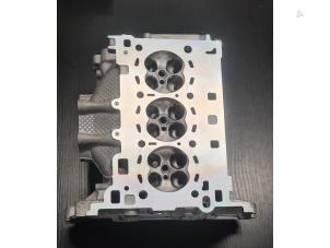 Gebruikte Cilinderkop Ford Mondeo V 1.0 EcoBoost 12V Prijs € 242,00 Inclusief btw aangeboden door Helmondse Motoren Revisie B.V.