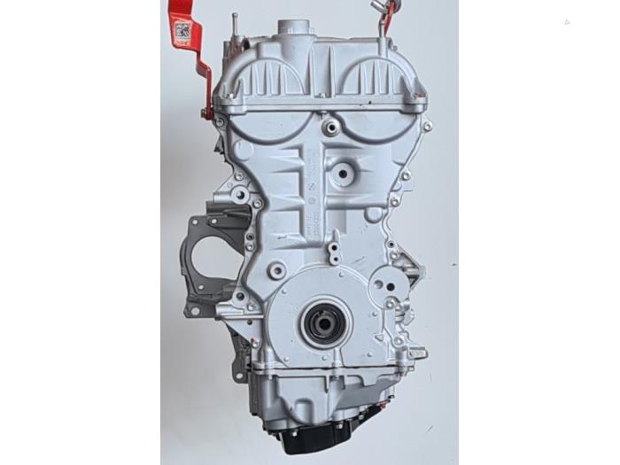 Motor van een Opel Astra K Sports Tourer 1.4 Turbo 16V 2020