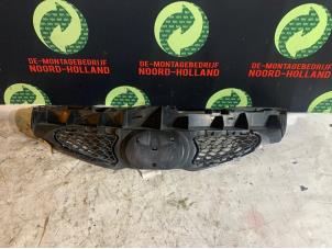 Gebruikte Grille Toyota Aygo Prijs € 20,00 Margeregeling aangeboden door Demontagebedrijf Noord-Holland