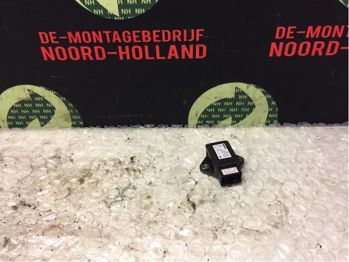 Esp computer van een Mercedes-Benz B (W245) 2.0 B-200 16V Turbo 2005