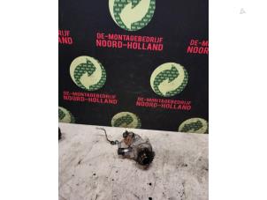 Gebruikte Dieselpomp Mercedes E-Klasse Prijs € 250,00 Margeregeling aangeboden door Demontagebedrijf Noord-Holland