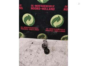 Gebruikte Spanrol V-Snaar Volkswagen Passat Prijs € 30,00 Margeregeling aangeboden door Demontagebedrijf Noord-Holland