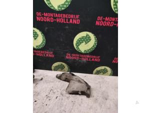 Gebruikte Motorrubber Opel Movano Prijs € 30,00 Margeregeling aangeboden door Demontagebedrijf Noord-Holland