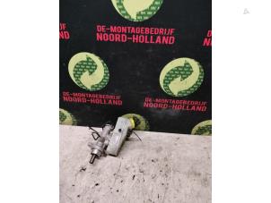 Gebruikte Hoofdremcilinder Volkswagen Transporter Prijs € 30,00 Margeregeling aangeboden door Demontagebedrijf Noord-Holland