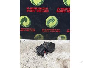 Gebruikte Stuurpomp Mercedes Sprinter Prijs € 100,00 Margeregeling aangeboden door Demontagebedrijf Noord-Holland