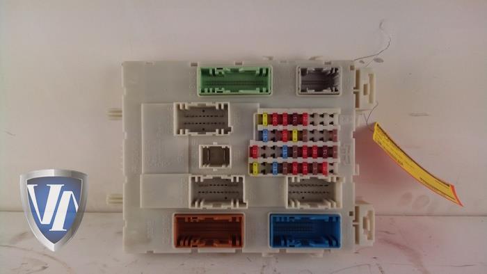 Gebruikte Central electronic module Volvo V40 (MV) 1.6 D2 Prijs € 108,84 Inclusief btw aangeboden door Vollux Carparts B.V.