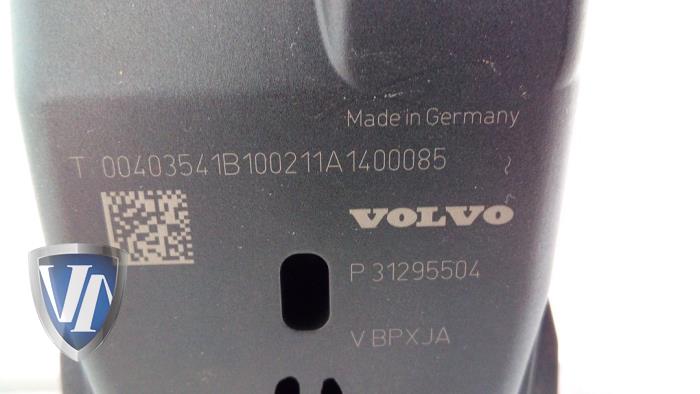 Remassistent sensor van een Volvo V60 I (FW/GW) 2.0 D3 20V 2012