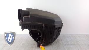 Gebruikte Luchtfilterhuis Volvo V60 I (FW/GW) 2.0 D3 20V Prijs € 42,29 Inclusief btw aangeboden door Vollux Carparts B.V.