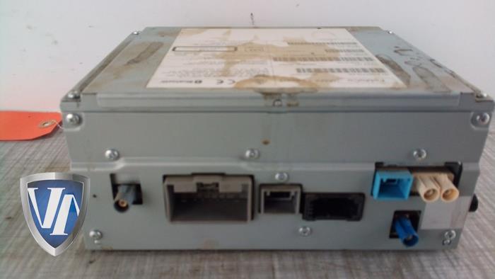 Gebruikte CD Speler Volvo S60 II (FS) 2.0 D3 20V Prijs € 72,54 Inclusief btw aangeboden door Vollux Carparts B.V.