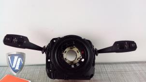 Gebruikte Combischakelaar Stuurkolom BMW 3 serie (E90) 318i 16V Prijs € 60,44 Inclusief btw aangeboden door Vollux Carparts B.V.