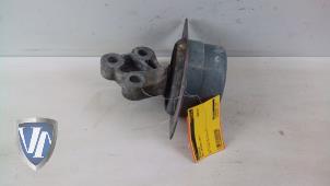 Gebruikte Motorrubber Opel Insignia 1.8 16V Ecotec Prijs € 30,25 Inclusief btw aangeboden door Vollux Carparts B.V.