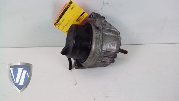 Gebruikte Motorsteun BMW 3 serie (E90) 320d 16V Prijs € 18,15 Inclusief btw aangeboden door Vollux Carparts B.V.