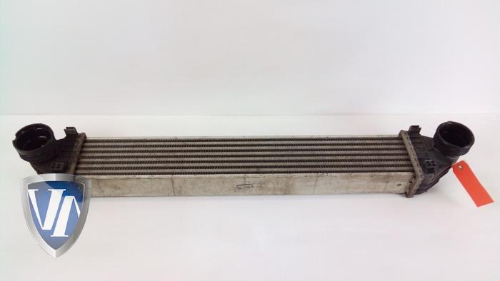 Gebruikte Intercooler Mercedes B (W245) 2.0 B-200 CDI 16V Prijs € 48,40 Inclusief btw aangeboden door Vollux Carparts B.V.