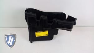 Gebruikte Module doos motorruimte BMW 3 serie (F30) 316d 2.0 16V Prijs € 48,40 Inclusief btw aangeboden door Vollux Carparts B.V.