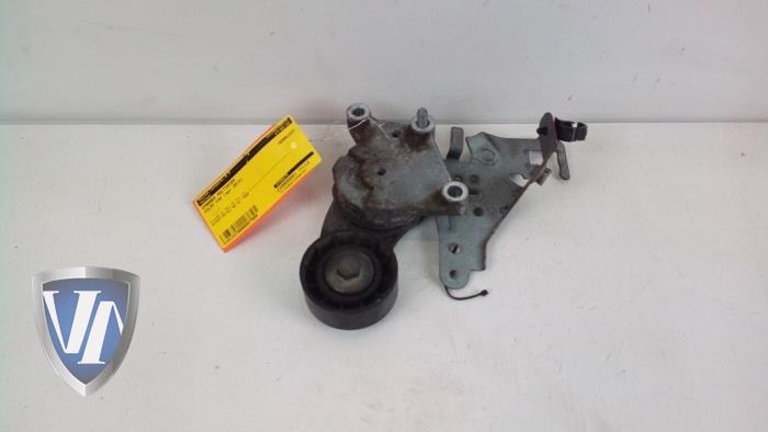 Gebruikte Spanner multiriem Volvo V40 (MV) 1.6 D2 Prijs € 24,20 Inclusief btw aangeboden door Vollux Carparts B.V.