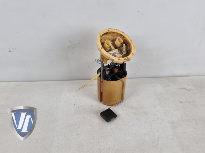 Gebruikte Tank element Pomp BMW 1 serie (E87/87N) 118d 16V Prijs € 60,50 Inclusief btw aangeboden door Vollux Carparts B.V.