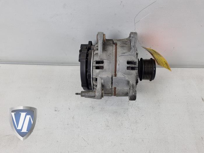 Gebruikte Dynamo Audi A3 Sportback (8PA) 1.9 TDI Prijs € 60,50 Inclusief btw aangeboden door Vollux Carparts B.V.