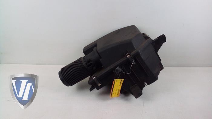 Gebruikte Luchtfilterhuis Volvo XC90 I 2.9 T6 24V Prijs € 36,53 Inclusief btw aangeboden door Vollux Carparts B.V.
