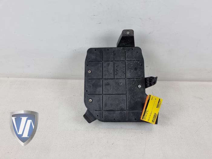 Gebruikte Computer Diversen Volvo V40 (MV) 2.0 D2 16V Prijs € 60,50 Inclusief btw aangeboden door Vollux Carparts B.V.