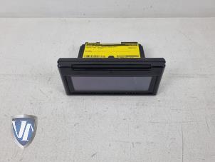 Gebruikte Display Multi Media regelunit Volvo S40 (MS) 1.6 D 16V Prijs € 48,40 Inclusief btw aangeboden door Vollux Carparts B.V.