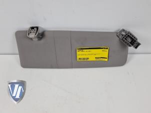 Gebruikte Zonneklep BMW 1 serie (F20) 118d 2.0 16V Prijs € 30,25 Inclusief btw aangeboden door Vollux Carparts B.V.