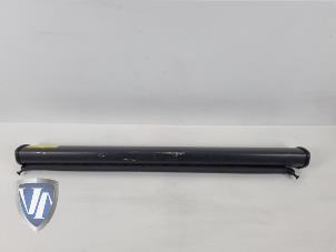 Gebruikte Bagageruimte Dekzeil Volvo V50 (MW) 1.6 D 16V Prijs € 121,00 Inclusief btw aangeboden door Vollux Carparts B.V.