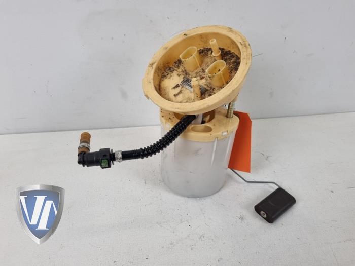 Gebruikte Tank element Pomp BMW 1 serie (E81) 116i 1.6 16V Prijs € 60,50 Inclusief btw aangeboden door Vollux Carparts B.V.