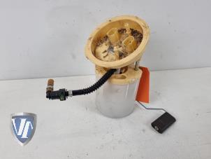 Gebruikte Tank element Pomp BMW 1 serie (E81) 116i 1.6 16V Prijs € 60,50 Inclusief btw aangeboden door Vollux Carparts B.V.