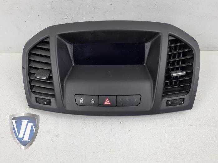 Gebruikte Display Interieur Opel Insignia 1.8 16V Ecotec Prijs € 47,19 Inclusief btw aangeboden door Vollux Carparts B.V.