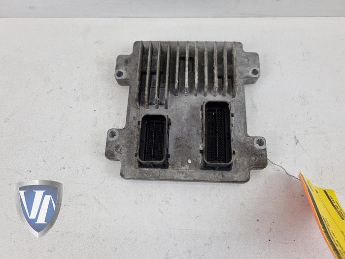 Gebruikte Computer Motormanagement Opel Insignia 1.8 16V Ecotec Prijs € 121,00 Inclusief btw aangeboden door Vollux Carparts B.V.